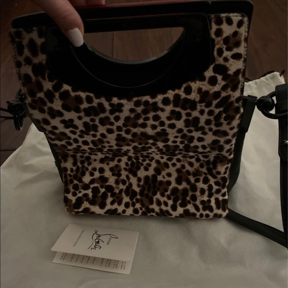 COPY - Christian Louboutin - Picture 4 of 11